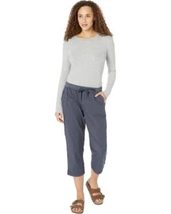 L.L.Bean Ripstop Pull-On Capri Pants -Family Wear Shop 61ya40wNkKL. AC SR736920
