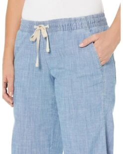 L.L.Bean Petite Lakewashed Pull-On Chambray Wide Leg Pants -Family Wear Shop 91zm3PW5xSL. AC SR736920